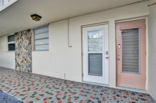 1889 S Ocean Dr 114, Hallandale Beach, FL 33009
