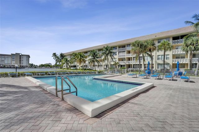 1889 S Ocean Dr 114, Hallandale Beach, FL 33009