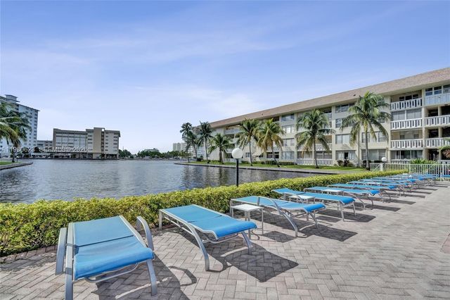 1889 S Ocean Dr 114, Hallandale Beach, FL 33009