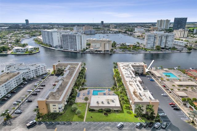 1889 S Ocean Dr 114, Hallandale Beach, FL 33009