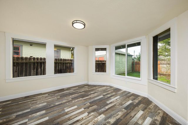 27 W Alder St, Stockton, CA 95204