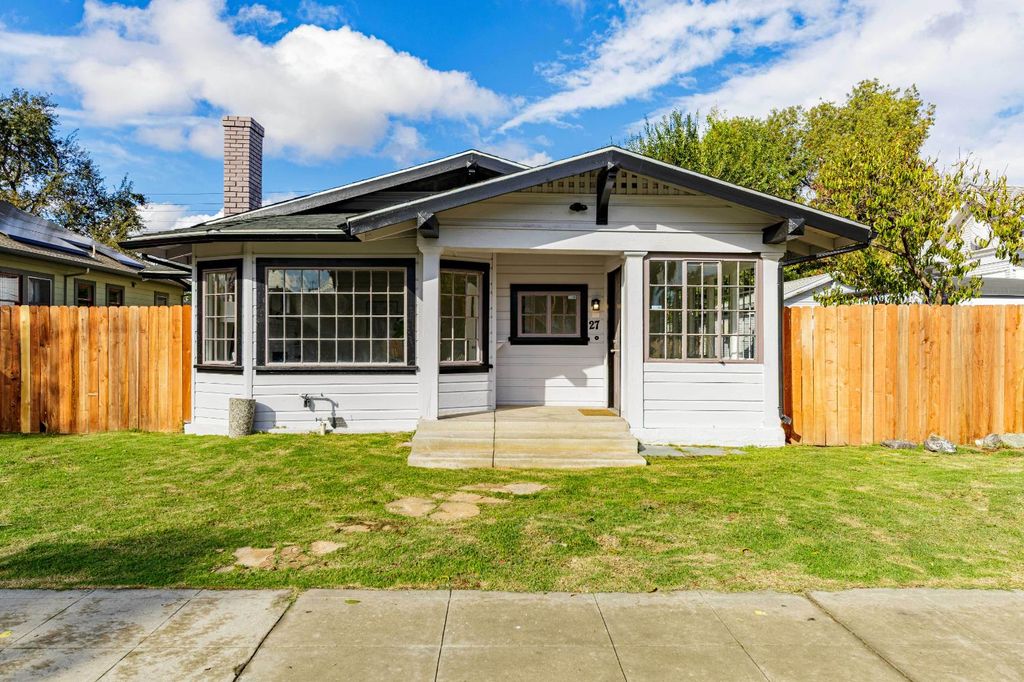 27 W Alder St, Stockton, CA 95204