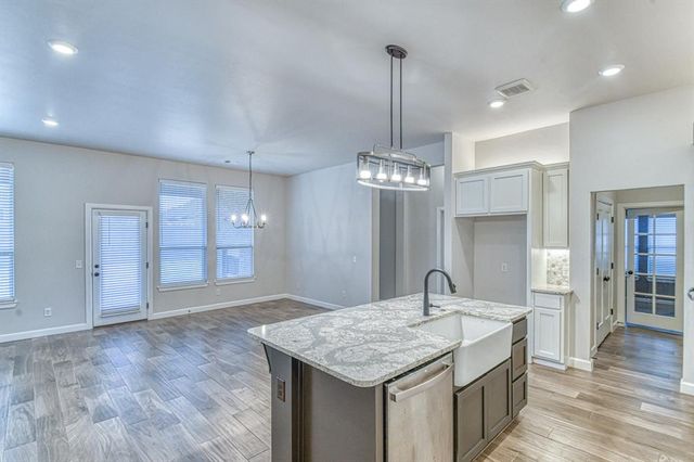 805 Firefork Avenue, Yukon, OK 73099