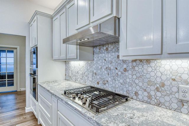 805 Firefork Avenue, Yukon, OK 73099