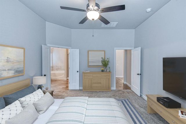 805 Firefork Avenue, Yukon, OK 73099