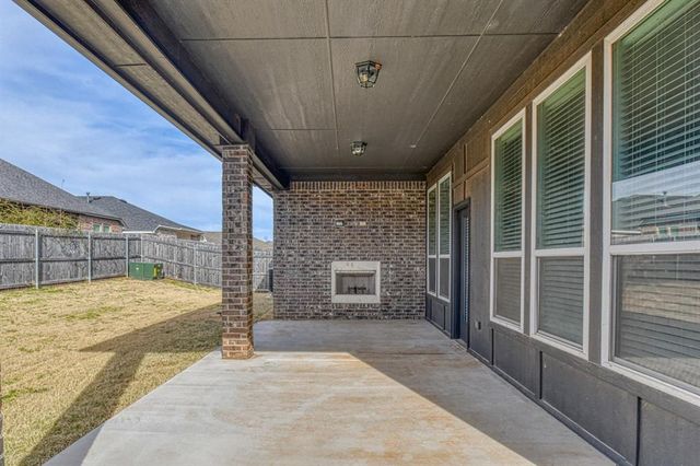 805 Firefork Avenue, Yukon, OK 73099