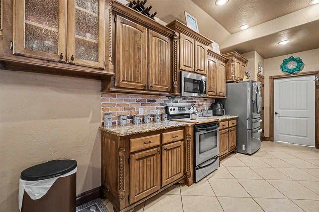 3605 NE Willow Way, Lawton, OK 73507