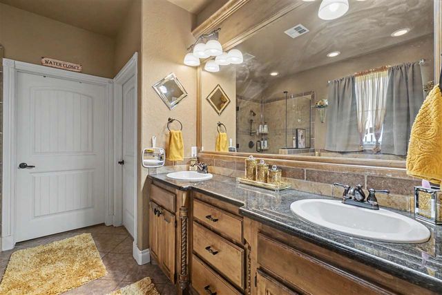 3605 NE Willow Way, Lawton, OK 73507