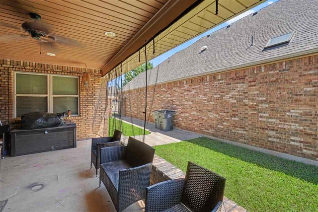 3605 NE Willow Way, Lawton, OK 73507