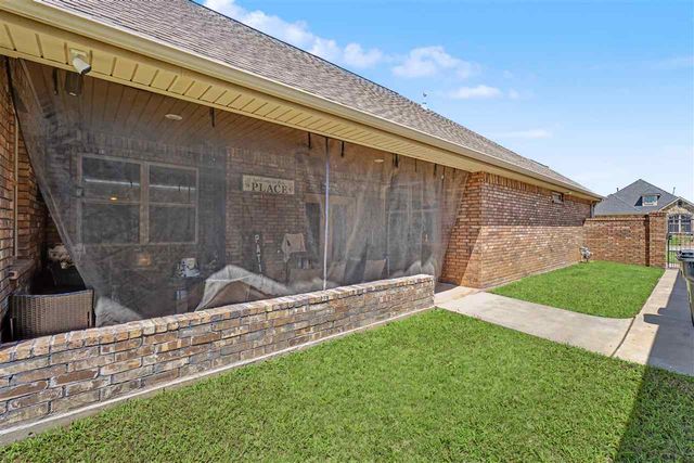 3605 NE Willow Way, Lawton, OK 73507