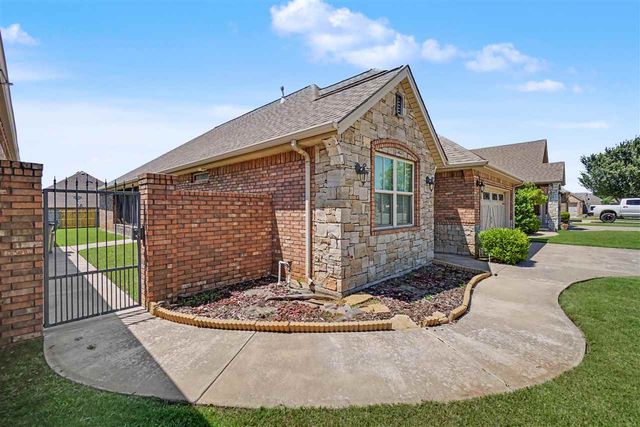3605 NE Willow Way, Lawton, OK 73507