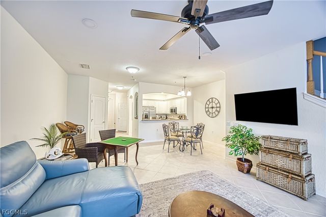 3111 Cottonwood BEND 1704, Fort Myers, FL 33905