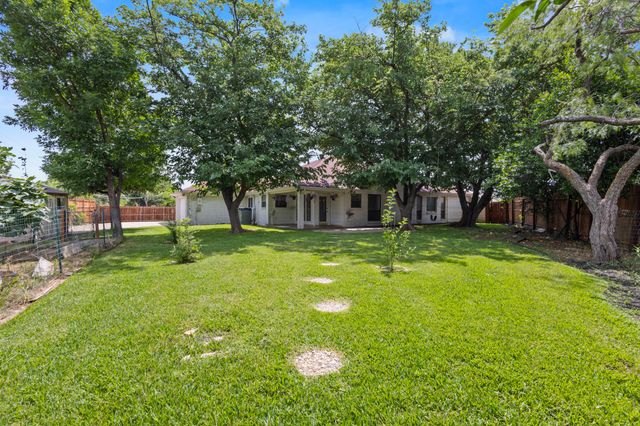 4017 Timberidge Drive, Irving, TX 75038