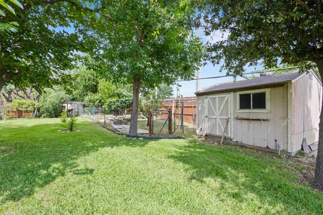 4017 Timberidge Drive, Irving, TX 75038