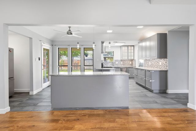 4017 Timberidge Drive, Irving, TX 75038