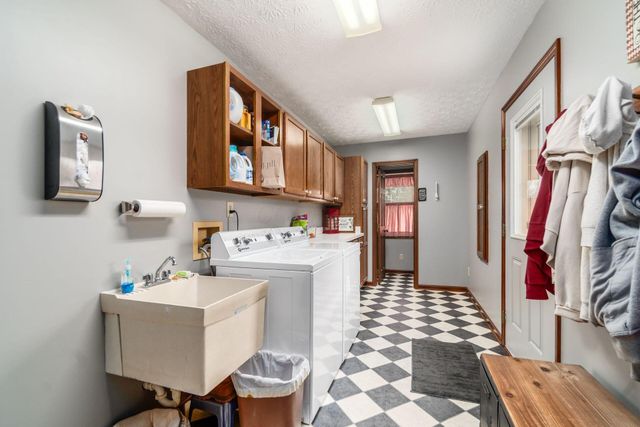 7576 Lee Road, Westerville, OH 43081