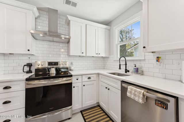 4714 RAMONA Boulevard, Jacksonville, FL 32205