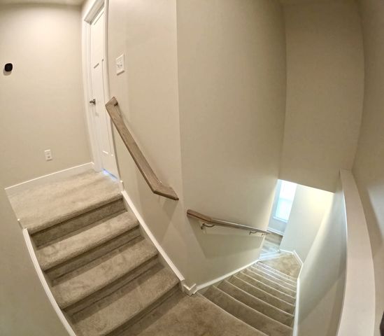 1037 Clendening Dr, Gallatin, TN 37066