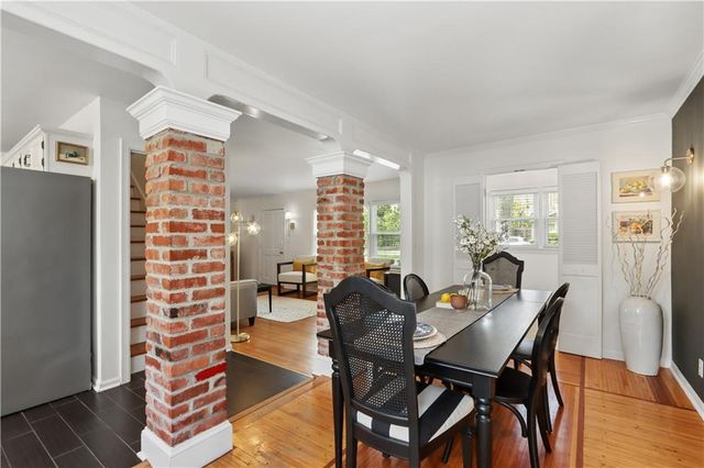 7933 COLONIAL Drive, Overland Park, KS 66204