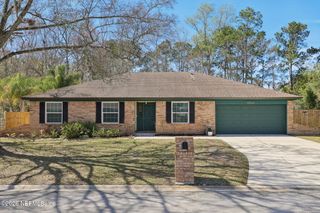 10122 HAWKS HOLLOW Road, Jacksonville, FL 32257
