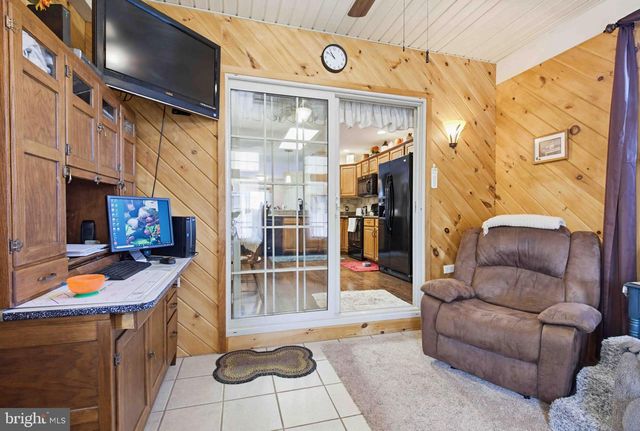 517 FOGGY BOTTOM RD, Ephrata, PA 17522