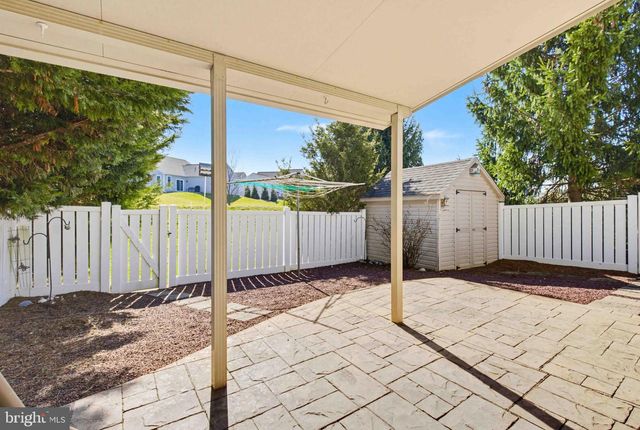 517 FOGGY BOTTOM RD, Ephrata, PA 17522