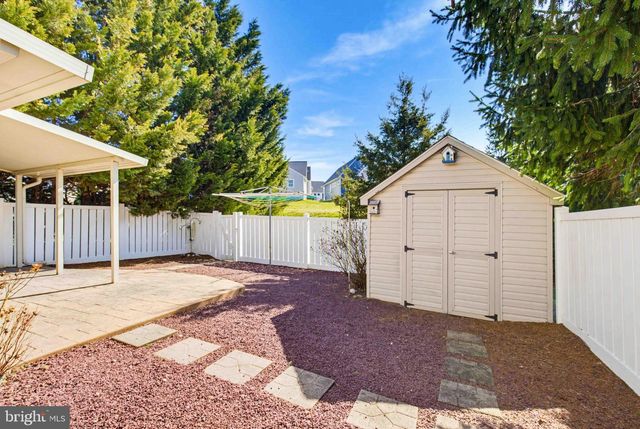 517 FOGGY BOTTOM RD, Ephrata, PA 17522