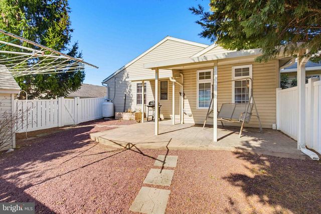 517 FOGGY BOTTOM RD, Ephrata, PA 17522