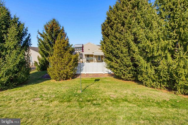 517 FOGGY BOTTOM RD, Ephrata, PA 17522