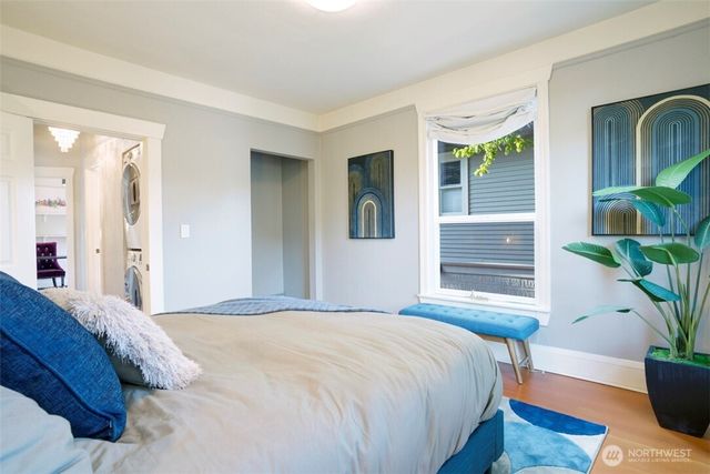 3936 Woodland Park Avenue N, Seattle, WA 98103