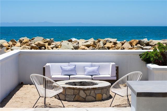 5488 Rincon Beach Park, Ventura, CA 93001