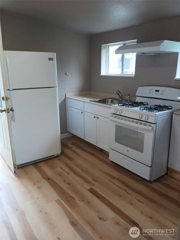 4212 Jackson Hwy, Chehalis, WA 98532
