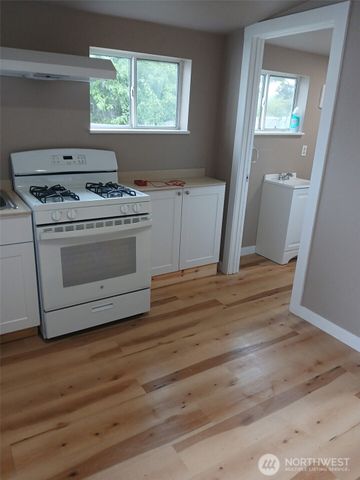 4212 Jackson Hwy, Chehalis, WA 98532