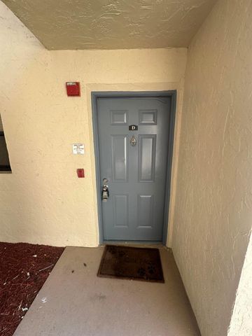 1475 Lake Crystal Drive D, West Palm Beach, FL 33411