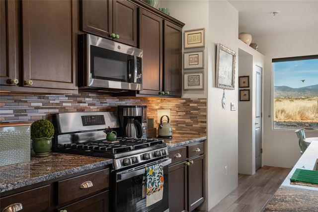 34 Willow Back, Santa Fe, NM 87508