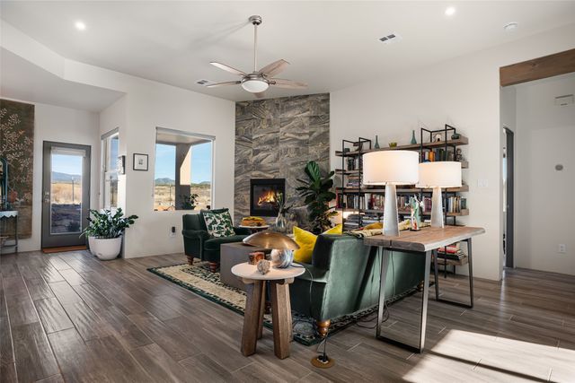 34 Willow Back, Santa Fe, NM 87508