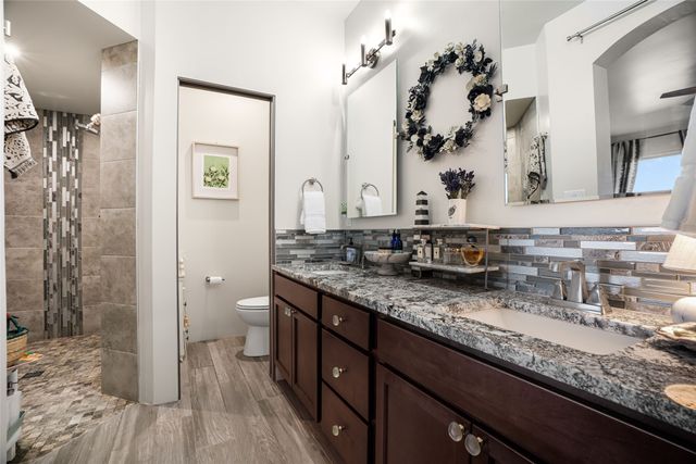 34 Willow Back, Santa Fe, NM 87508