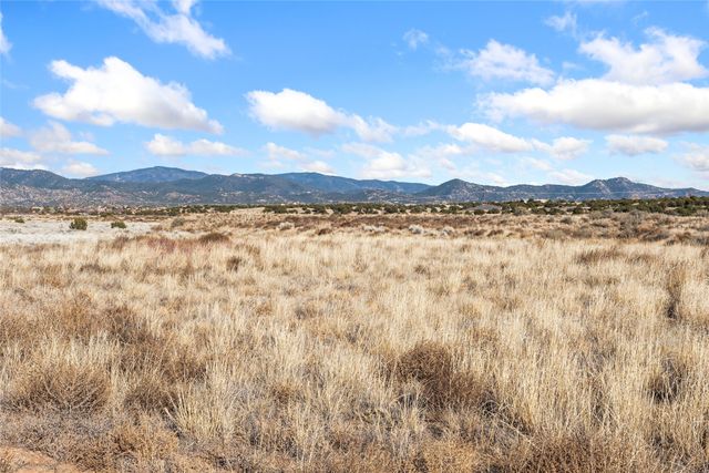 34 Willow Back, Santa Fe, NM 87508