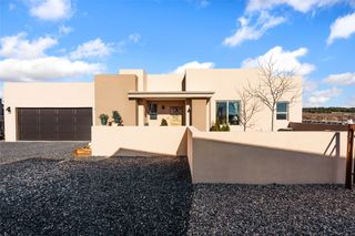 34 Willow Back, Santa Fe, NM 87508