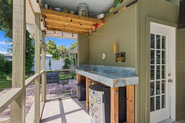 6613 TRAVIS BOULEVARD, Tampa, FL 33610