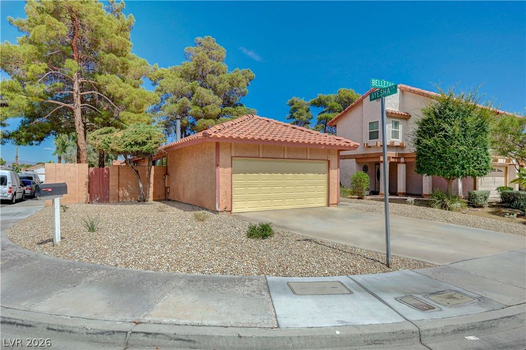 2856 Belleza Lane, Henderson, NV 89074 — photo 2