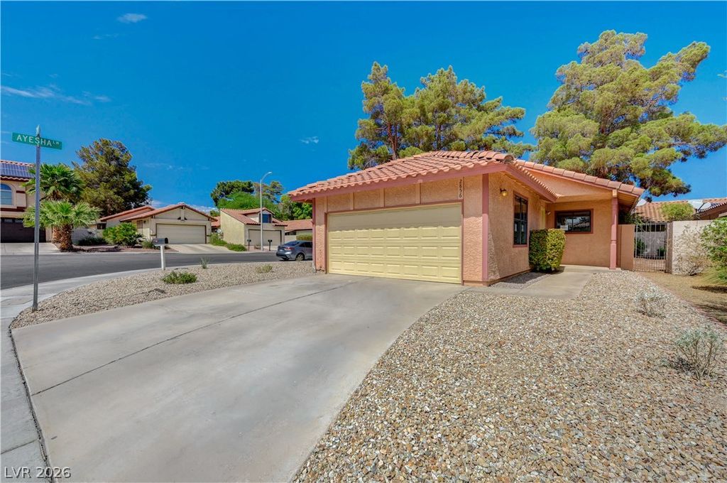 2856 Belleza Lane, Henderson, NV 89074 — photo 3