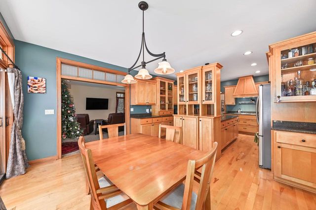 N54W16349 Westwind DRIVE, Menomonee Falls, WI 53051