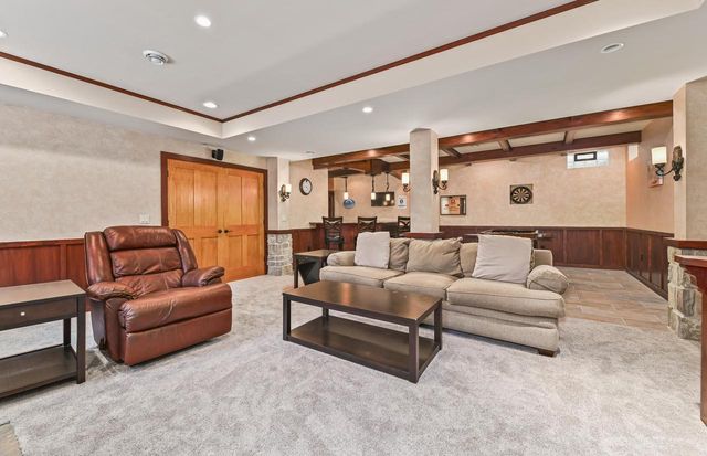 N54W16349 Westwind DRIVE, Menomonee Falls, WI 53051