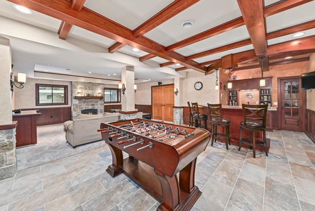 N54W16349 Westwind DRIVE, Menomonee Falls, WI 53051