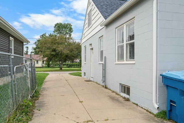 514 Hartman Avenue, Waterloo, IA 50701