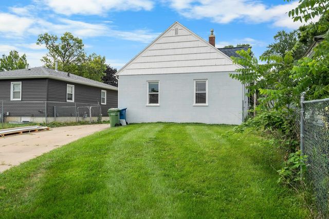 514 Hartman Avenue, Waterloo, IA 50701