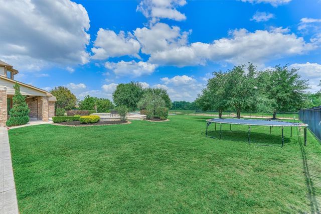 21411 Fairhaven Creek Drive, Cypress, TX 77433