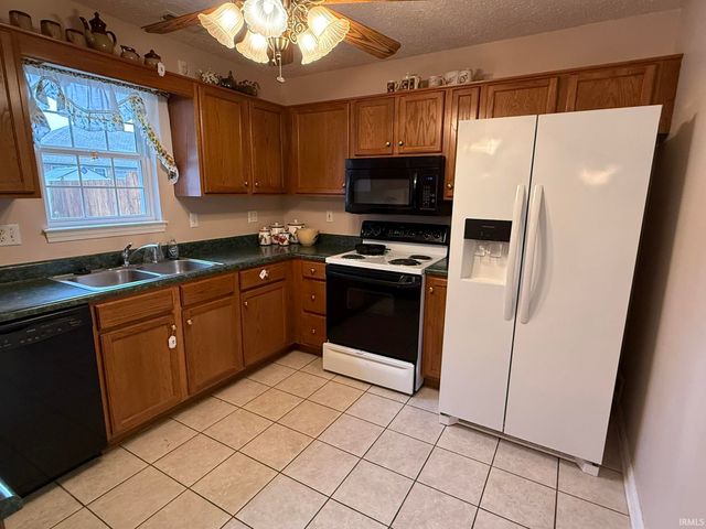 2831 Marcel Court, Evansville, IN 47725