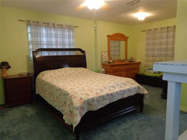 6165 26TH AVENUE N, St Petersburg, FL 33710